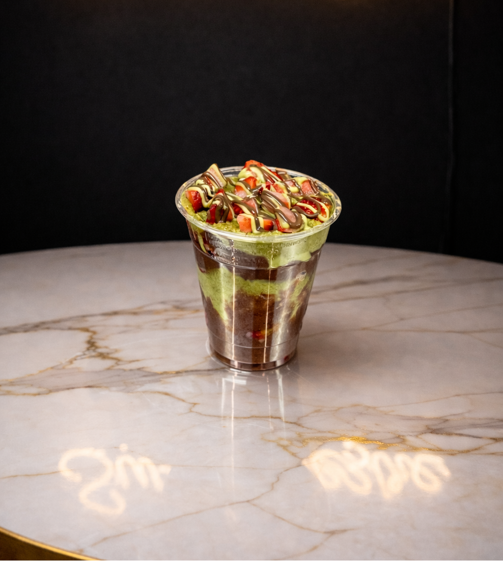 Pistachio Kunafa Strawberries